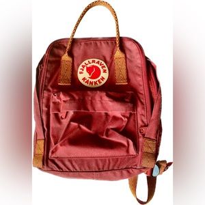 Fjallraven Women's Kanken Mini Backpack Ox Blood EUC